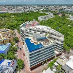 Ph Ocean Luxe Haven At Marila Condo